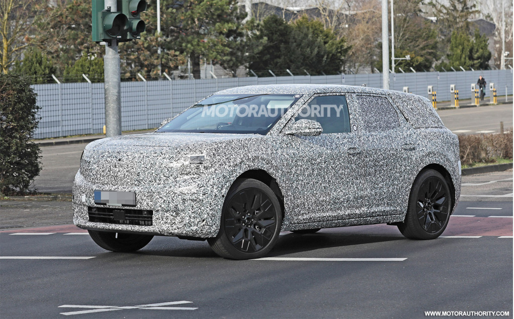 Tembakan mata-mata crossover listrik Ford MEB 2023 - Kredit foto: Baldauf