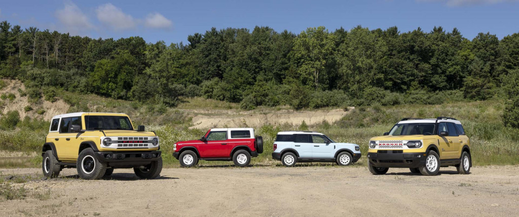 Ford Bronco Heritage Edition 2023 dan Ford Bronco Heritage Edition Sport 2023