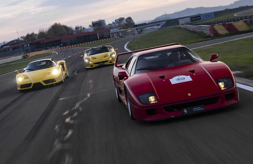 Ferrari dan Pirelli sedang mengembangkan ban baru untuk mobil mewah klasik