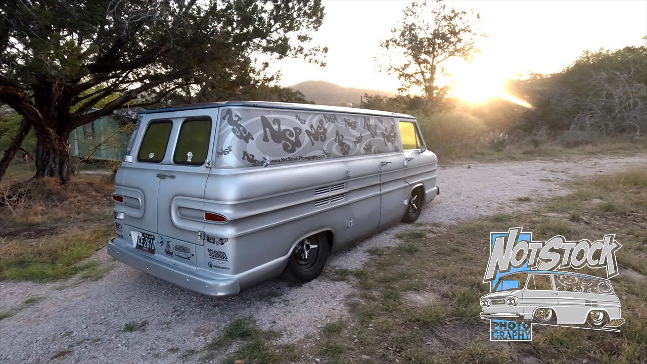 Tampilan video untuk mobil dan truk