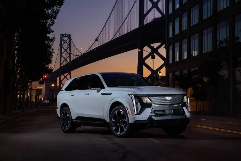 2025 Cadillac Escalade IQ test ilmuhangat review