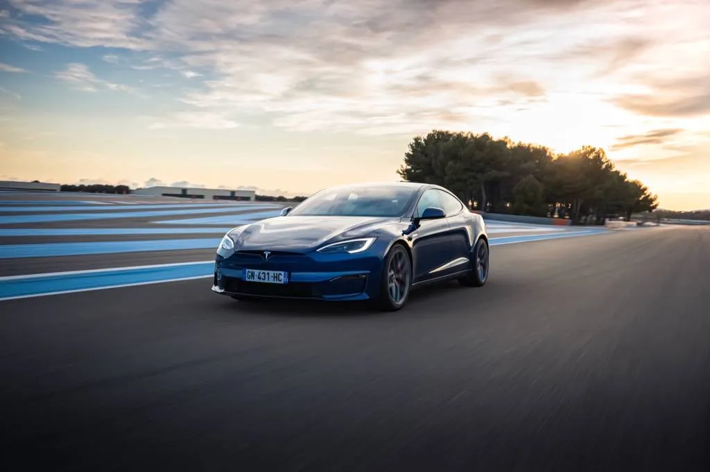 2024 Tesla Model S. - Atas perkenan Tesla, Inc.