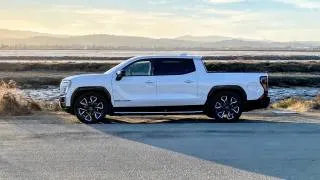 2025 GMC Sierra EV Denali